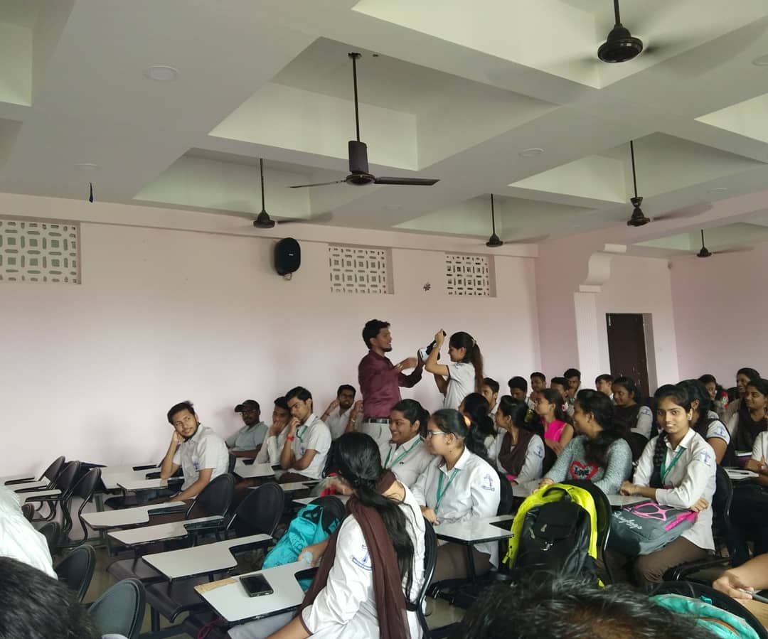 webeneur_in's tweet photo. IOT and Virtual Reality Workshop at Theem College of Engineering!
By Team Webeneur.
@webeneur
#workshop #webeneur #webdesign #mumbai #courses #webhosting #smm #seo #digital #iot #vr #mobilemaking #android #androidapp https://t.co/spU57Ov2aV