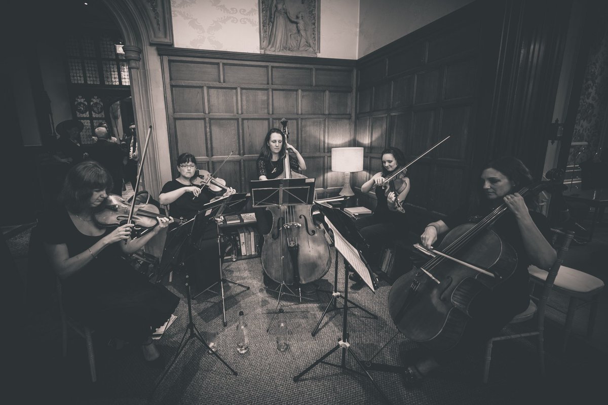 toscanastrings's tweet photo. Some more lovely photos taken by @measevalley of us playing at Claire and Davor’s drinks reception at @HamptonManor at the end of July. Thank you for sharing them with us.x #2018wedding #weddingmusic #countrywedding #weddingstrings
https://t.co/f25sYXwC14 https://t.co/6S50eP0Gja