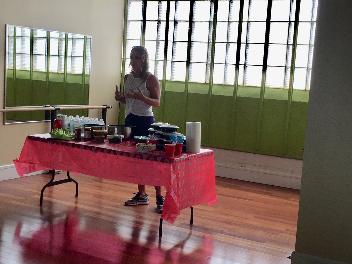 BeCoreStrong's tweet image. Thanks to everyone who made it out for the Lunch and Learn today! We hope you enjoyed it and learned something about living healthy! #becorestrong #healthylifestyle