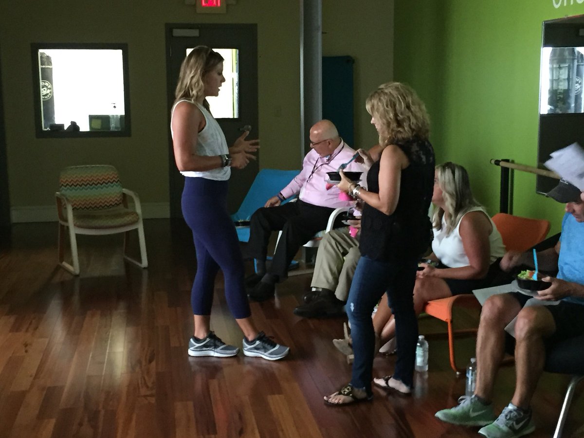 BeCoreStrong's tweet image. Thanks to everyone who made it out for the Lunch and Learn today! We hope you enjoyed it and learned something about living healthy! #becorestrong #healthylifestyle