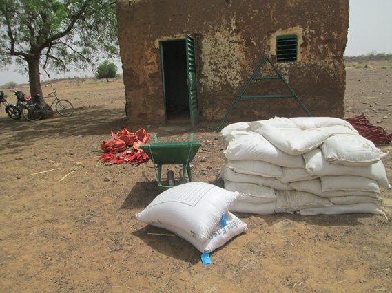 De la distribution des semences et matériels agricoles ( 3121 T de semences, 585 charrues &amp; des intrants) et 1 formation sur les itinéraires techniques &amp; réhabilitation des terres pour 1 agriculture + résiliente au Yagha avec RESA du #FFU #Resilience. #Lwili