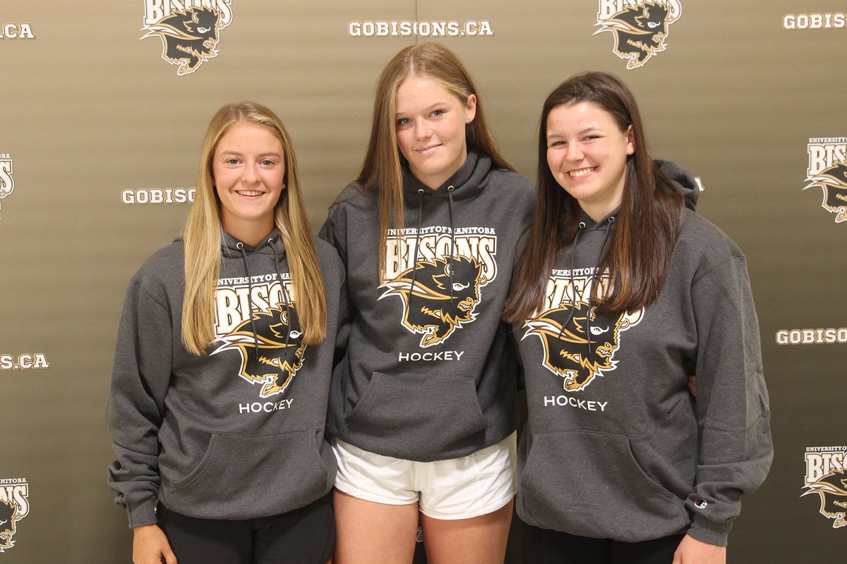 umbisons's tweet photo. Future stars: @umbisonsWHKY is proud to introduce seven outstanding recruits for the 2019-20 season. 🏒

Hear from Coach Fisher and the players in today's release: https://t.co/c4AYT7DYUn https://t.co/2naBAsAXD3