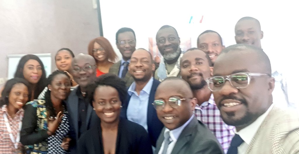 sahifoulaye's tweet photo. Excellent moment passé avec tous.🙏🏿🤳🏿
Séminaire fortement qualitatif.👊🏿💪🏿
#productionTV #socialmedia #bright_tomorrow #StrongerTogether #RTIGROUPE https://t.co/3nmCoi8MVr