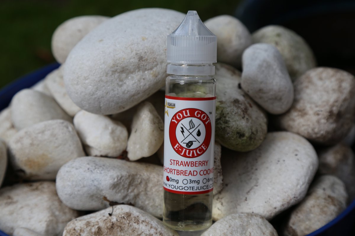 Delicious Strawberry Shortbread Cookie
#ejuice #eliquid #vapeadvocate #vapeallday #vaper #cloudchaser #vape #vapelife #vapeon #vapes #vapeshop #vapephotography #instavape #vapingstyle #instavaperz #vapeworld #vapelyfe #girlswhovape #guyswhovape #handcheck