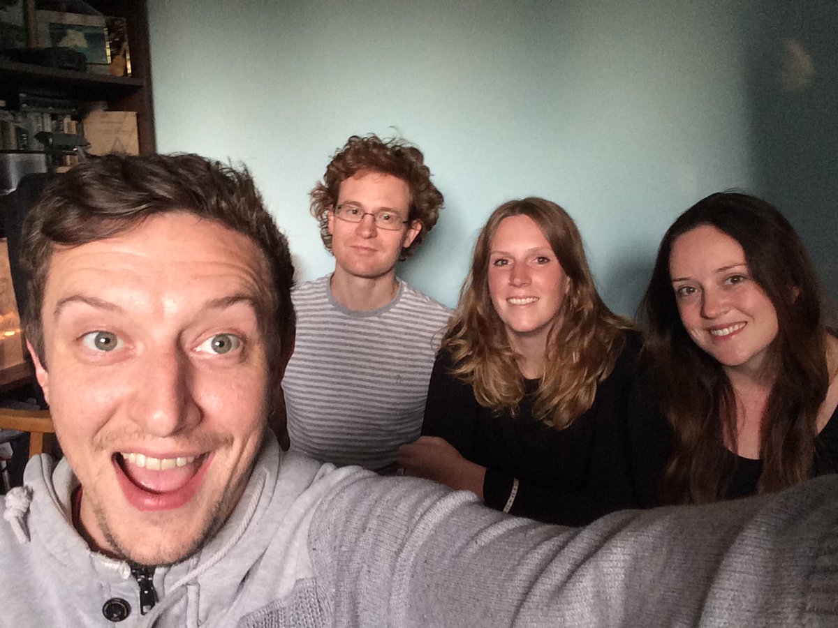Having a wonderful time this week making a new record with <a href="/HJaybelline/">Harriet Jay</a> AND managed sneak in the annual (2/3 of) <a href="/youngrunaways/">Young Runaways</a> reunion. Missed you @benjorussell <a href="/tompinfield/">tom pinfield</a> 🤘🏻