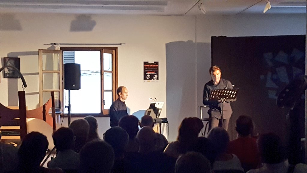 OmniumSegUr's tweet photo. A #Agramunt, homenatge a #ManuelDePedrolo a #loPardal, amb visita a la Fundació #GuillemViladot i espectacle poèticomusical "Univers poètic Manuel de Pedrolo", a càrrec de Xavier Hidalgo i Jordi Castellà. #AnyPedrolo #Urgell #UniversPoèticPedrolo @omnium https://t.co/EvHeZPo2fq