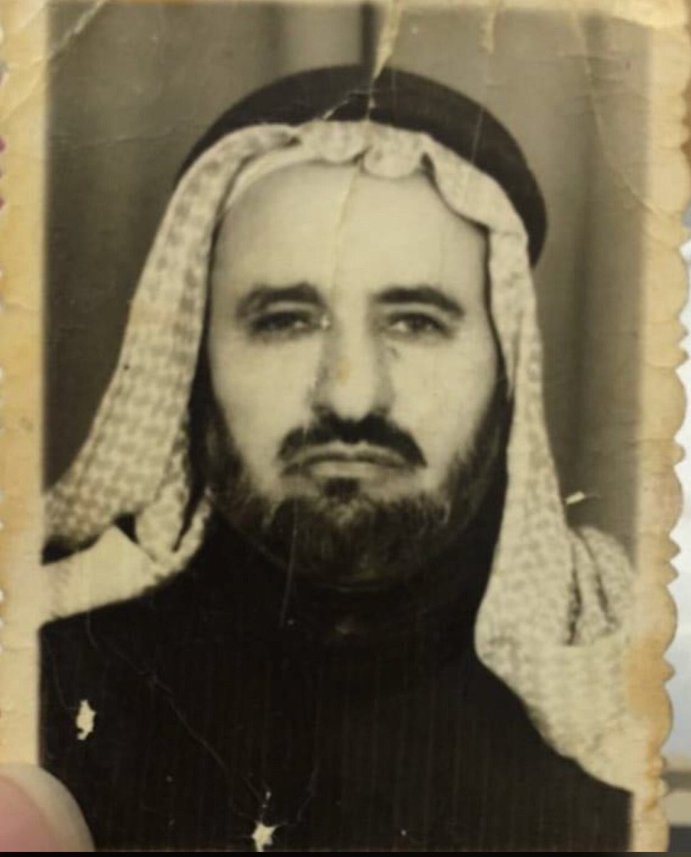 MAFBTI1418sa's tweet photo. رحمك الله رحمة الأبرار يابو حسين اخو وصديق والدي رحمهم الله جميعا .أسئل الله ان يجعل قبره روضة من رياض الجنه وان يجعل مثواه الفردوس الأعلى من الجنه. كل الصفات الحسنة فيه رحمه الله من الصدق والكرم وقول كلمة الحق والتواضع وحبه للناس وحب الناس له وقضاء حوائج المحتاجين . https://t.co/be402uxpdP