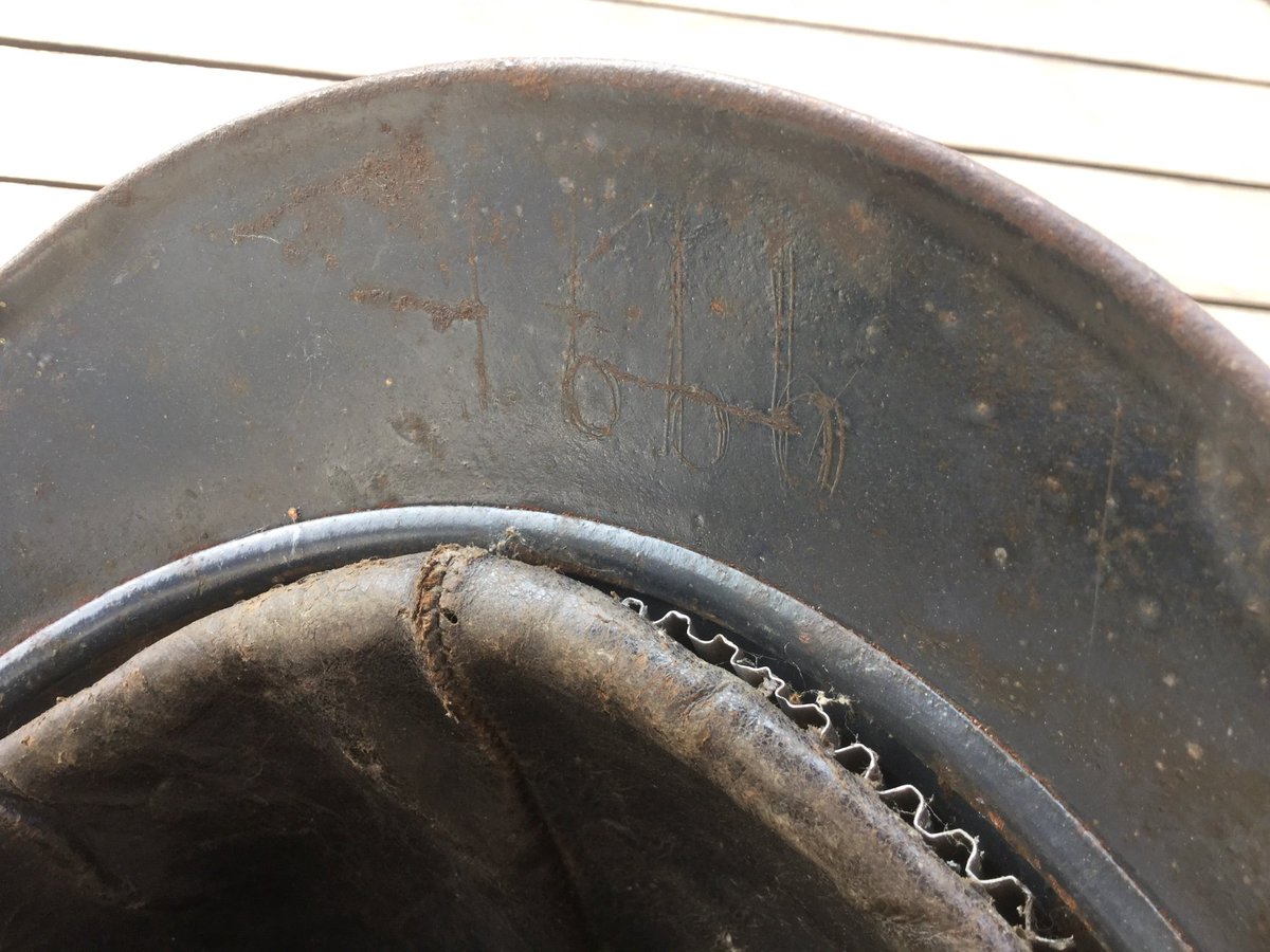 RangeDays's tweet image. Another WW1 French Adrian we picked up today. In need of a good clean it is complete down to the guys last four of his Army number. It will join our others for UK autumn shows.