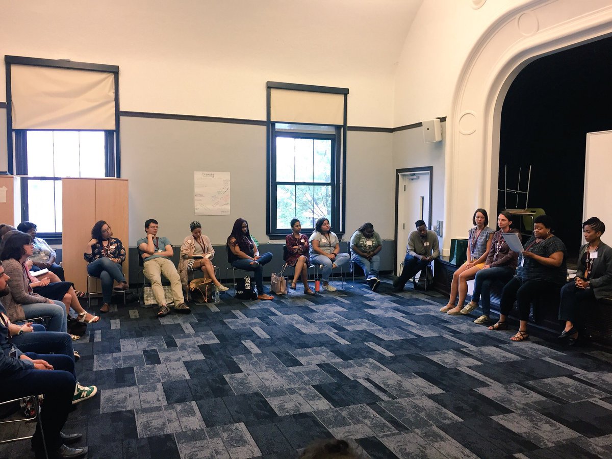 AskAndreaHite's tweet image. We are so fortunate to have some of our wonderful @uchicagolab school counselors, Megan, Chris, and Lauren, &amp;amp; our Dir. of Student Services, Nicole, here to present on SEL in after school programming! #LabLearns #LabExtendedDay #TeachingFellows1819