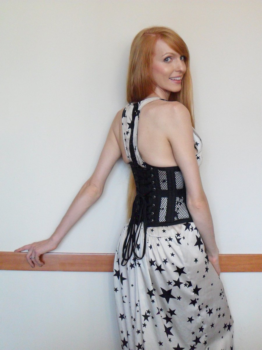 estylingerie's tweet photo. Did you see my review of the @glamorouscorset Lexi mesh underbust?
Check it out here ↓
https://t.co/fUvPwb3GMJ https://t.co/SZSsRLua8h