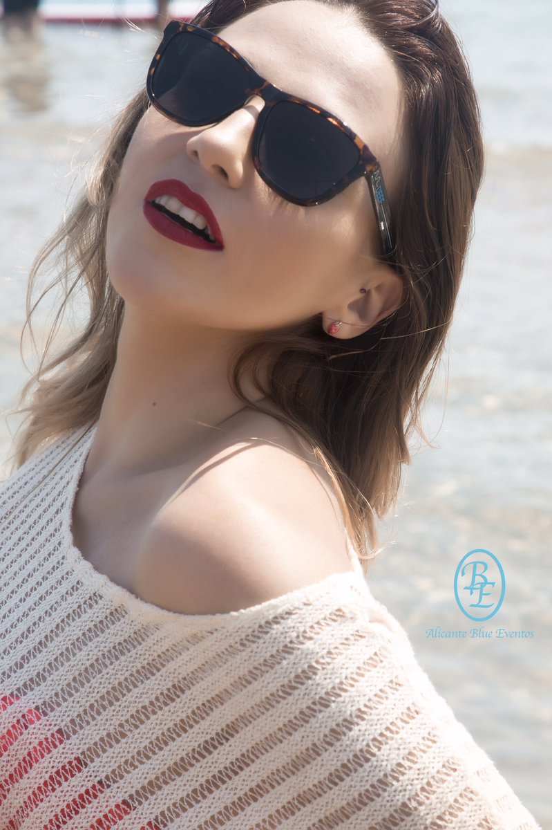 AlicanteBlue's tweet photo. Modelo Mayka , quedada fotográfica mar y deporte @alohasport y @alohers_coffee_surf y @divasworld.es , Mediterranean Catwalk y Jorge Herrera Classic, maquillaje @lateliermayka y Fotografías @alicanteblueeventos #modelos #model #alicanteblueeventos #photography #photo#photographer https://t.co/5u2ssdr5gr