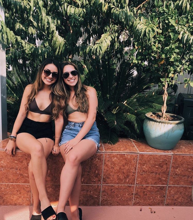 always in a sunny state of mind despite this rainy wednesday☀️🤪