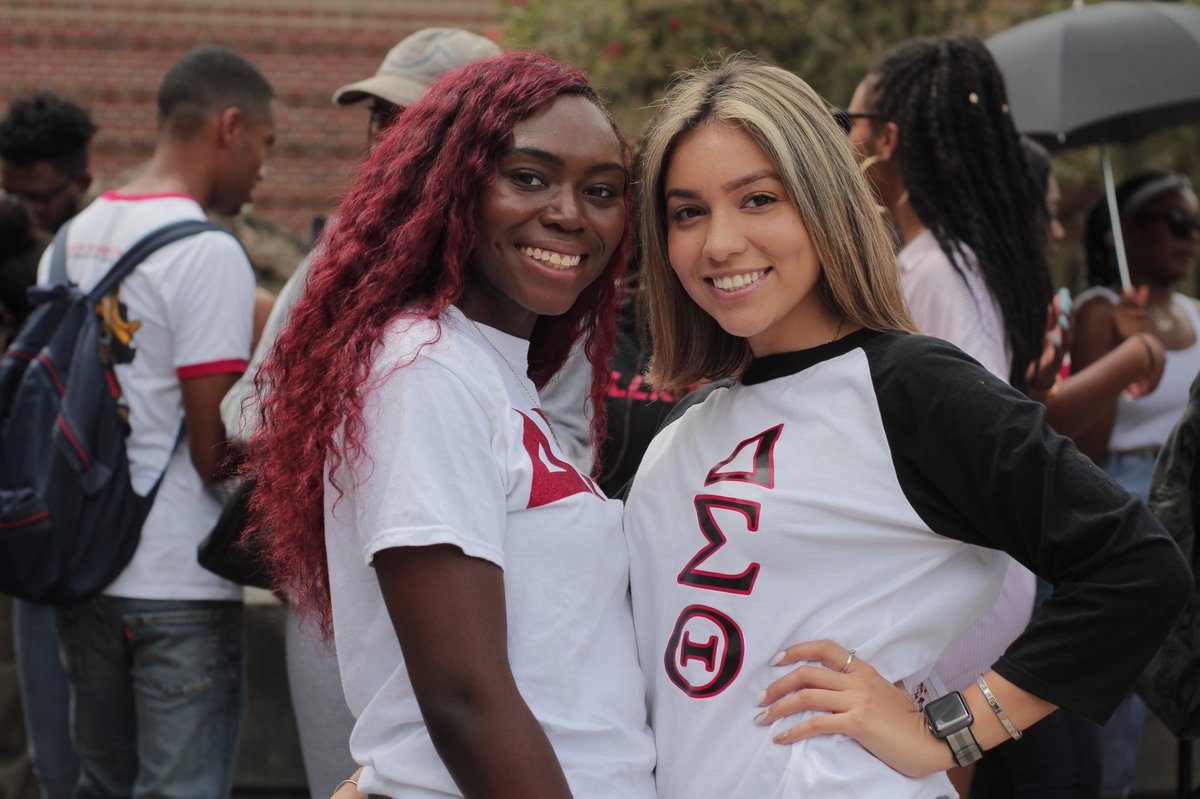 UCFcam's tweet image. Despite some cloudy weather, @BSU_UCF &amp;amp; @NPHCUCF organized and executed a successful first Black Wednesday of the 2018 Fall Semester! &amp;lt;&amp;lt;@CSA_UCF&amp;gt;&amp;gt;
••••
Captured by @jaktrademedia
••••
#UCF #UCF18 #UCF19
#UCF20 #UCF21 #UCF22
#NPHC