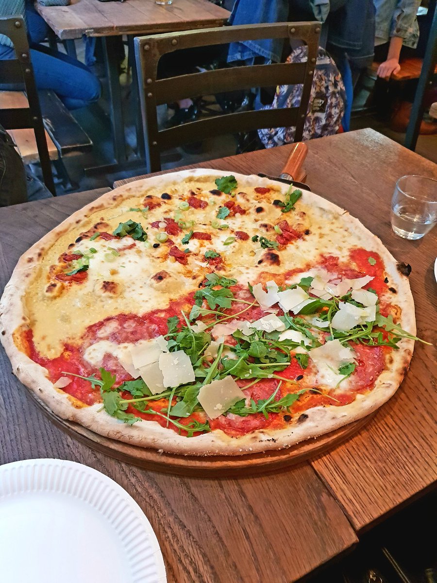 Home Slice Pizza: 5 locations in London including Covent Garden, 20 inch pizza for 20£ good place to go with your pals x