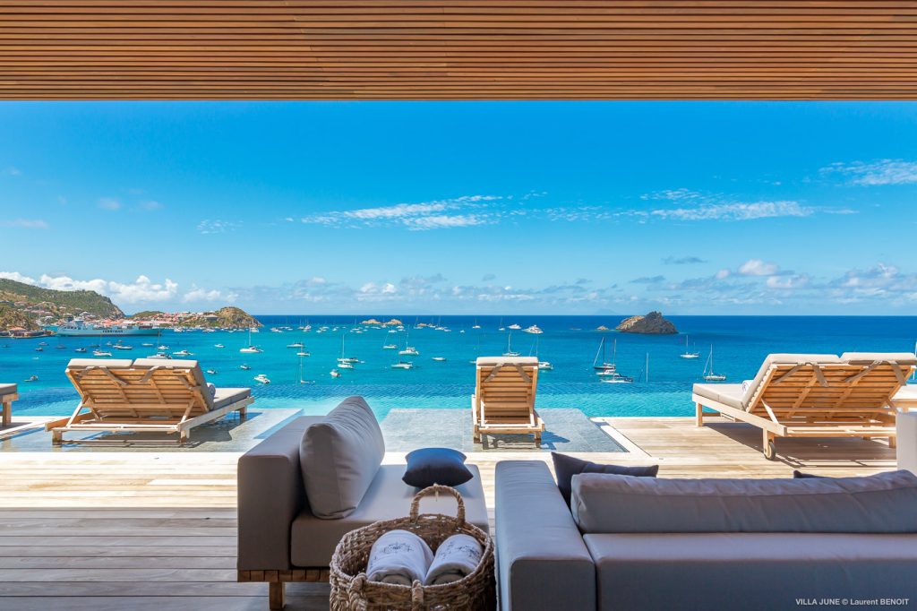 prunderground's tweet photo. The #LuxReview Awarded Luxury Travel Brand Sabrina Luxury Collection as the #Best #LuxuryVillaRental Company 2018 https://t.co/K0EdbACNNN @HauteRetreats https://t.co/r7m64voQ90