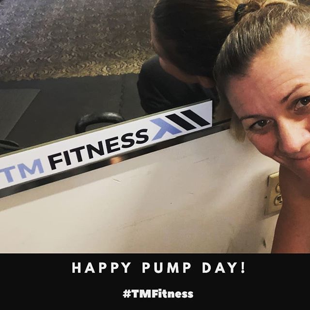 TrainerMegs's tweet photo. Happy Pump Day! Have you seen the new stickers at the gym? Take a selfie in the mirror and tag us! #TMFitness 💪🏽#PumpDay .
.
.
.
.
#TrainerMegs #HumpDay #PumpitUp #GymSelfie #GymGains #Gym #Workout #PersonalTraining #PersonalTrainers #OnlineCoach #OnlineWorkout #WorkoutOnlin… https://t.co/lR1XVWOPHq