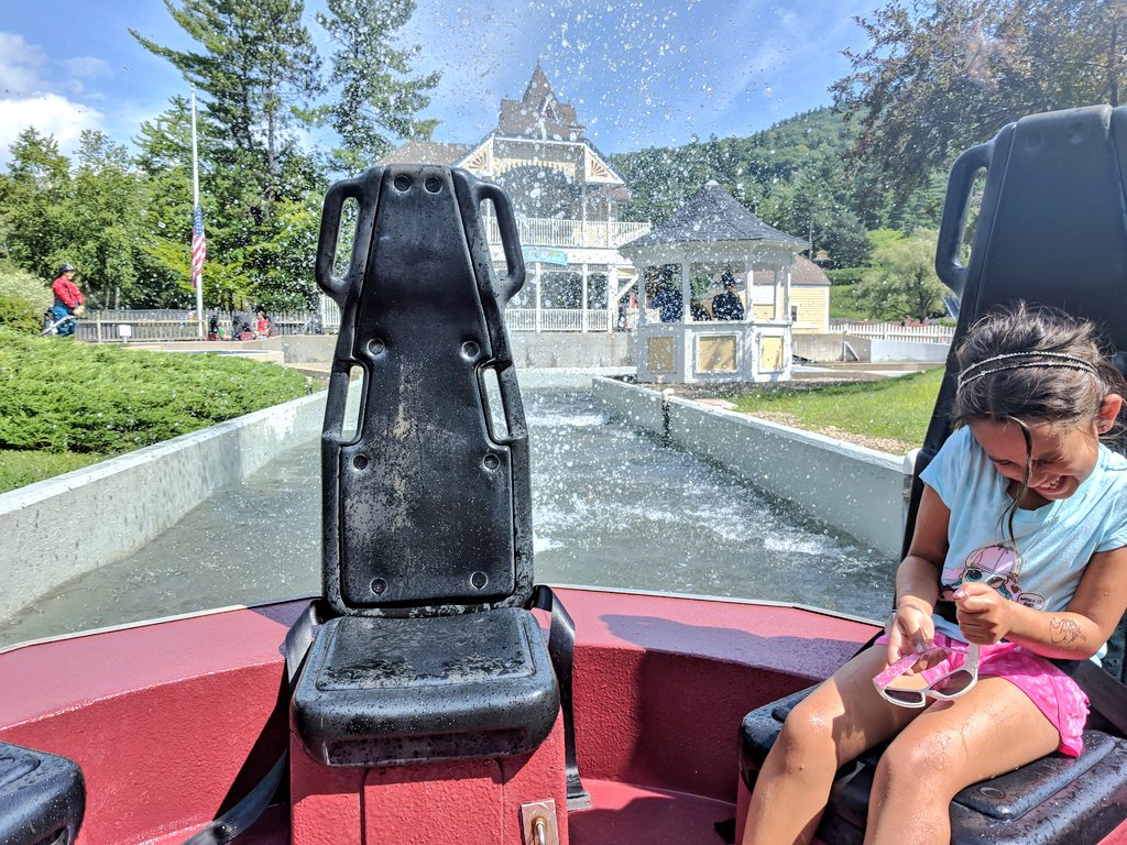 YashYanthi's tweet photo. On this hot hot hot day... We're totally grateful for the water rides, mist centres and splash pad at @StoryLandNH #MurphysDoNH #VisitNH #MyStoryLandAdventure #GiftedExperience https://t.co/D1X7nWEfAH
