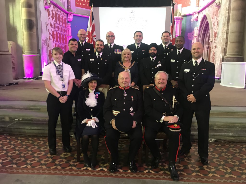 MikeWalmsleyMBE's tweet image. Today we received the @QueensAwardVS recognising the special contribution that our officers have made by volunteering in their communities. The QAV is equivalent to an MBE for volunteering groups. Needless to say I’m very proud of all of our @GMPSpecials
