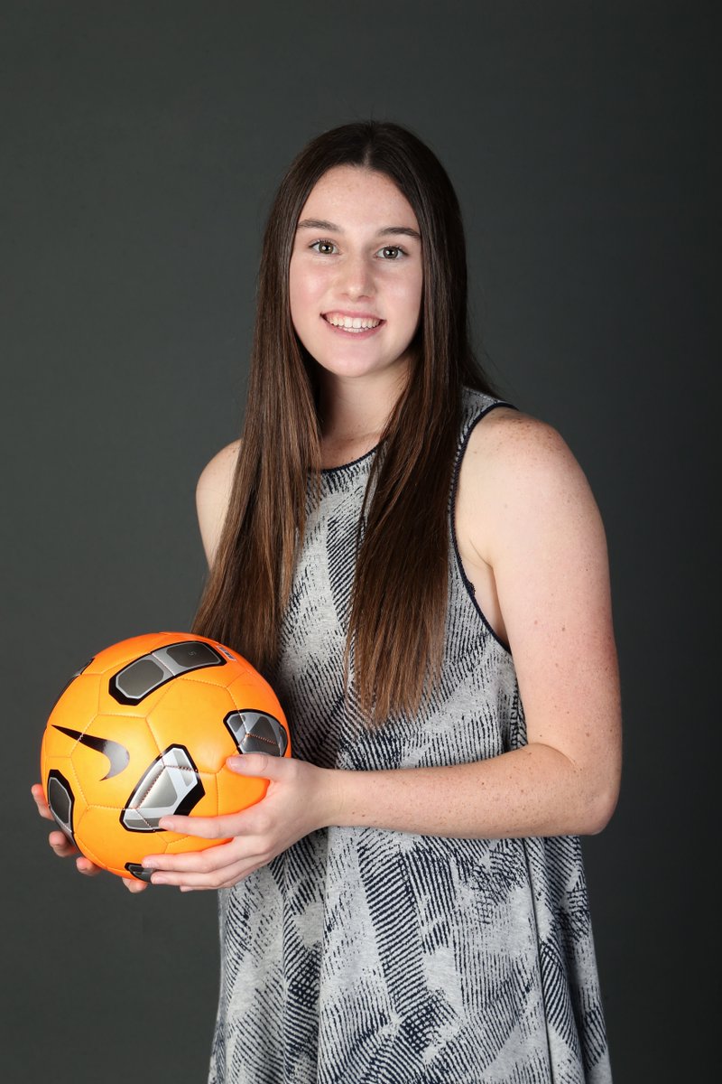 LA84Foundation's tweet photo. Meet Emily Eisner! Emily is a recent #SAMbassador graduate from Sierra Canyon School where she played two sports!
Give her a 👋 to say hello!
#LA84Foundation #PlayForAll https://t.co/UusYUY0Xln