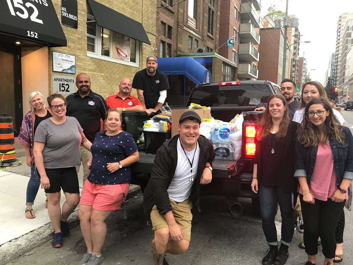 SEANTHEBUSDRIVR's tweet photo. @StuntmanStu @AngiePoirier please rt and join me in thanking @atu_279 and it’s members for donating hundreds of snack bars/bottles of H2O/socks and hygiene products for the great folk @ochottawa #LetsMakeADifferenceOttawa #HomelessYouth #DoGoodThings https://t.co/6gIaZAV4vu