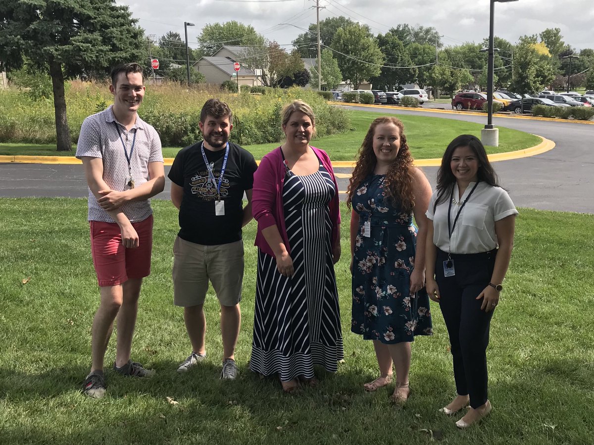 wego33orchestra's tweet image. LMS music team #d33firstday #everybodyinLMS