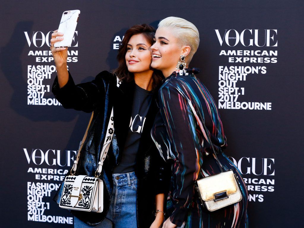 AusFashCouncil's tweet photo. Six free things to do at @Melbfashionweek... Including our #AFCCurated pop-up, launch night and runway!
@cityofmelbourne | @WhatsOnMelb | #afccurated| https://t.co/3RY7CrFKev https://t.co/hHjhuUrIRe