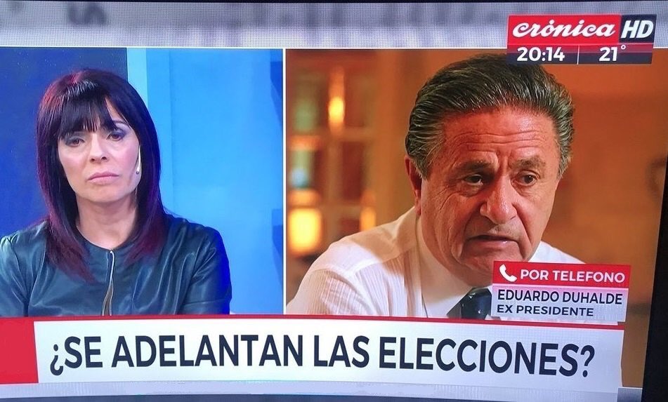 christiansanzok's tweet photo. Estamos de acuerdo con que Macri no pega una, pero no me jodan: esto es golpismo puro https://t.co/YERlVzti0J