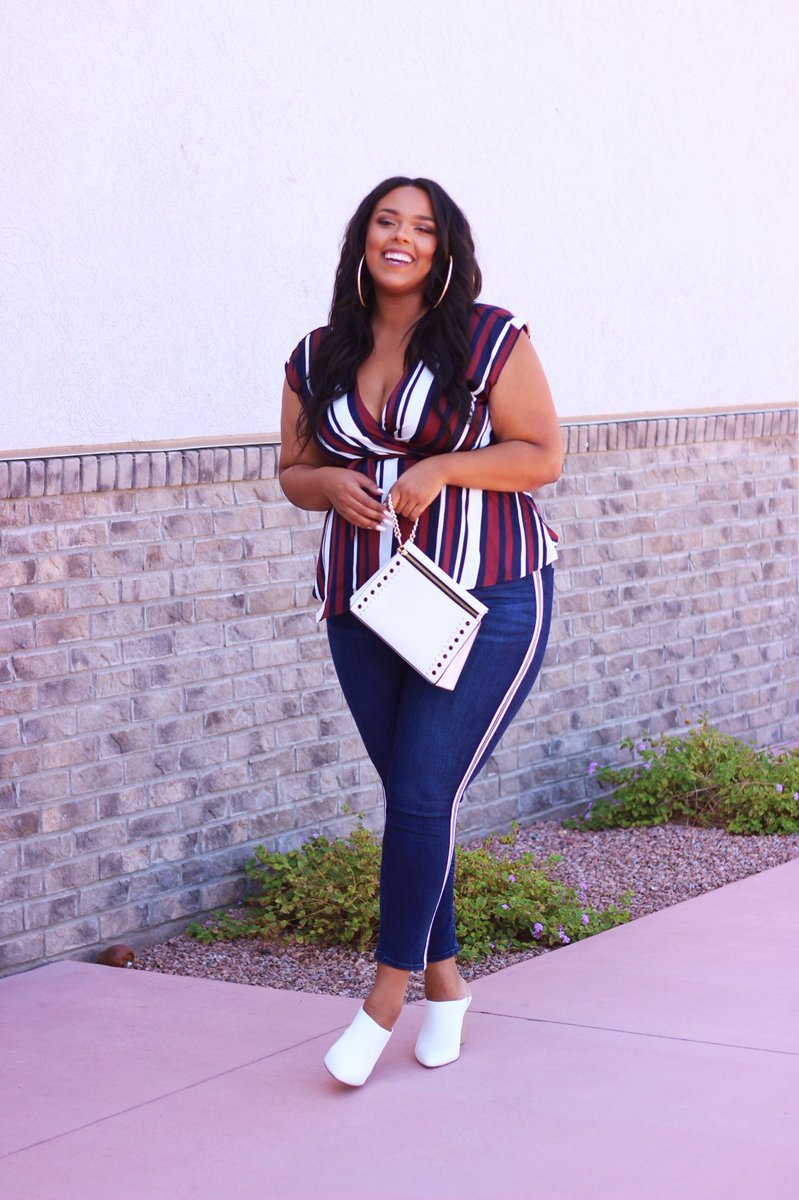 curvesonabudget's tweet image. TFW when you look like a million bucks but feel like you’re wearing pjs because these jeans fit like a dream. @express #expresspartner 
rstyle.me/cz-n/c8jn4ib8h…