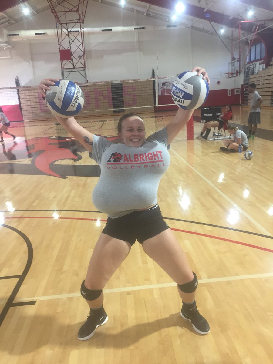 albrightvball's tweet image. Team building at its finest @KaitlynChell #acvb