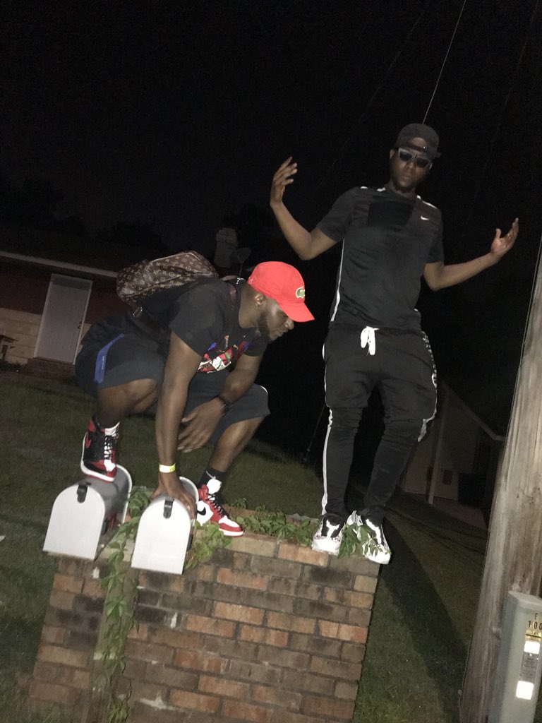 wilbert_wells's tweet photo. These niggas callin 12 but they canโt stop this ๐ด๐ซ๐๐ฟ๐ฎ๐ปโโ๏ธ ๐ช๐ฟ #LightDrip ๐ฆ๐คท๐ฟโโ๏ธ https://t.co/sBOXupUEqb