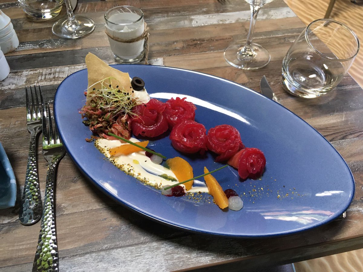 Hausgeräuchter Gin-Lachs mit Orange und Merretich. #Vorspeise#PinkFlamingo