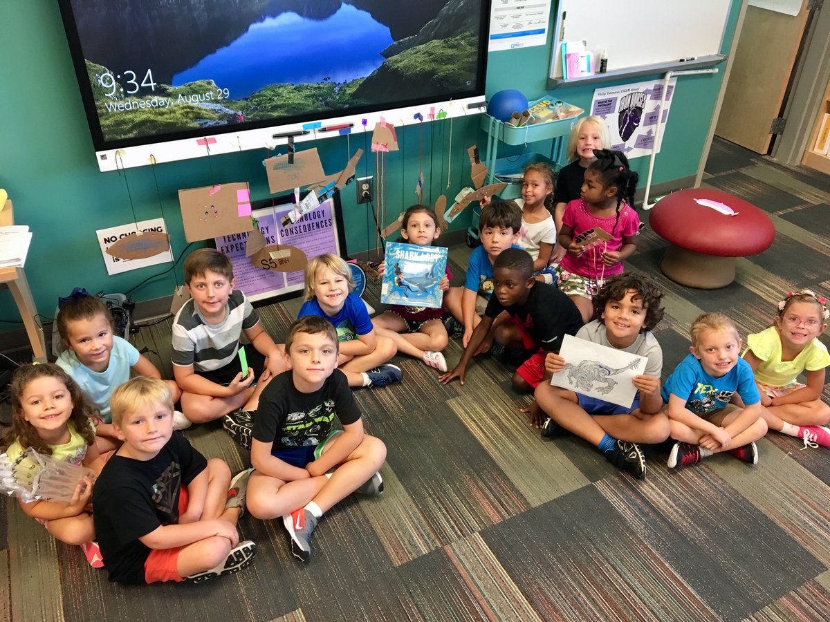 MsRosie_library's tweet image. Design challenge with @jesskeatingbooks to create an aquarium WITH #sharks. We learned so much, despelled myths and had fun. 
#theyforgottheywerelearningtonstoo 
❤️🦈🐠🐟🐬🦀🦑🐙😍
#psemakes #makerspace #Makeitbetter
#novelengineering 
@tuftsceeo @susannamae