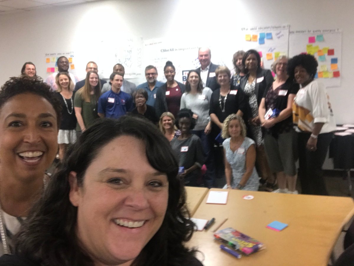 techcorpsus's tweet image. We had an awesome conversation on #computerscience for all! Great ideas for a bright future in technology! @Connect2TLC @colsfoundation #TheBigTable #CSforAll #CSforCbus