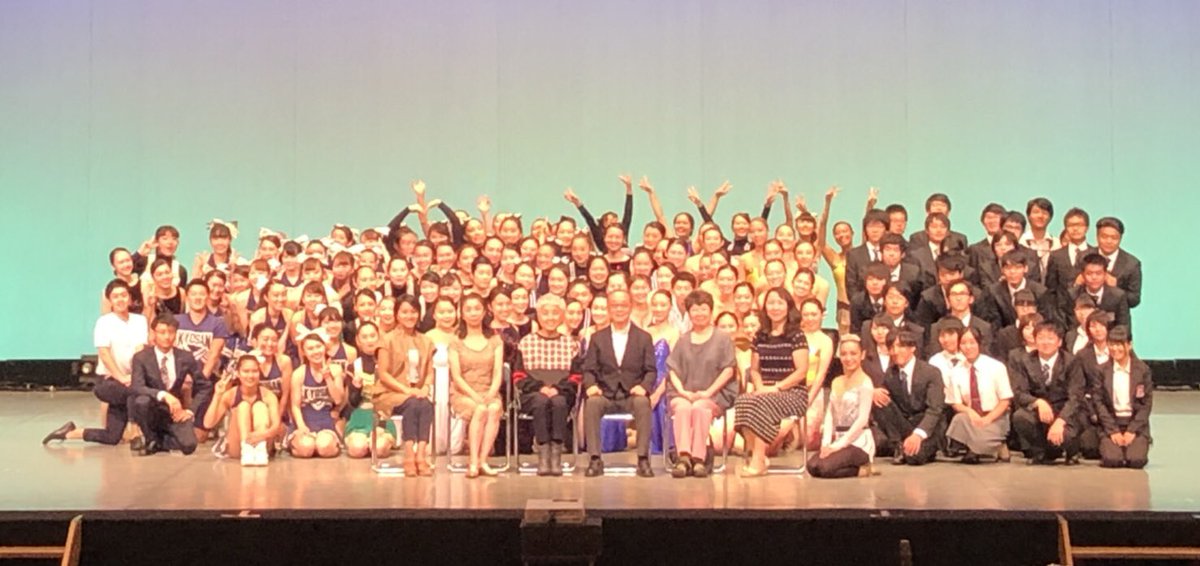 第51回大学バトン・チアフェスティバル
皆様方のご支援ご協力を頂き
無事に終演いたしました💐
新しい一歩を踏み出した連盟を感じていただけましたでしょうか。
ご来場下さいました皆様、ご支援ご協力いただきました皆様、本当にありがとうございました！！！！！