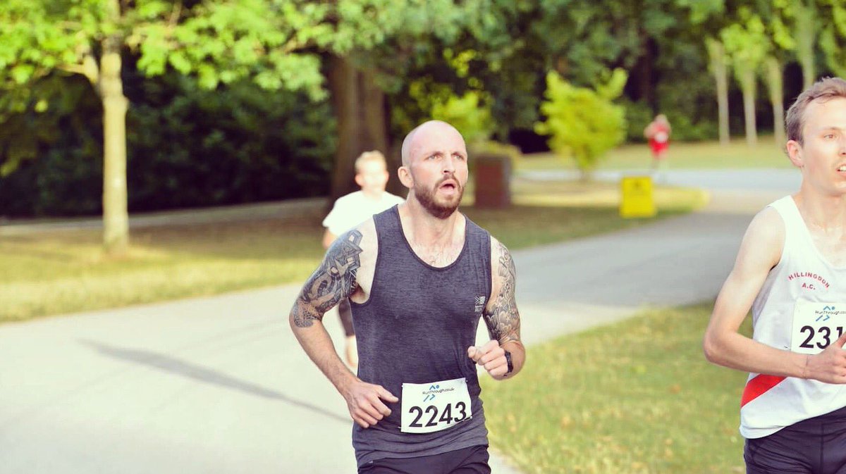 SSPG10's tweet photo. Day 45 - As hard as all this training malarkey is (see picture for how hard I manage to make it look...) at least training is an option! #SilverLinings ☀️ 
⠀⠀⠀⠀⠀⠀⠀⠀⠀
✏️https://t.co/gBVcaLDTAV✏️ #UKRunChat #MarathonTraining #ironmantraining #runthrough https://t.co/aRsOQNmCHp