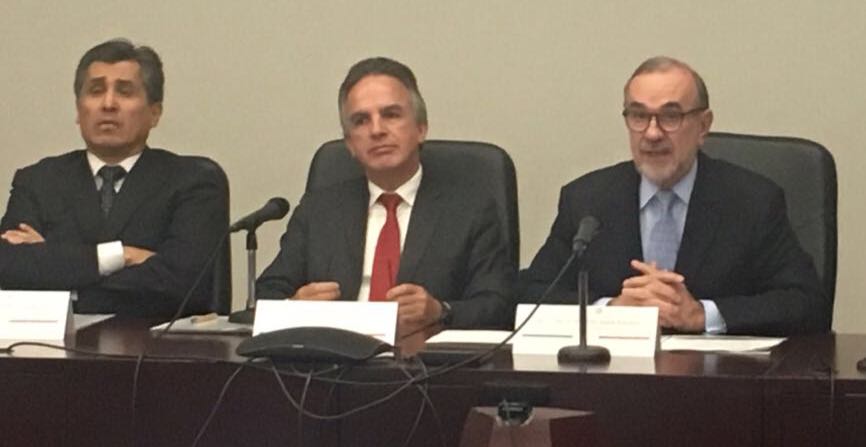 Carlos M. Sada (@carlosmsada) on Twitter photo Participé con el Emb <a href="/miguelrcabanas/">Miguel Ruiz Cabañas</a> y Emb <a href="/jjgomezcamacho/">Ambassador Juan José Gómez Camacho</a> en videoconferencia con Representaciones de #México en #AméricadelNorte sobre importancia del #PactoMundialdeMigración Participé con el Emb <a href="/miguelrcabanas/">Miguel Ruiz Cabañas</a> y Emb <a href="/jjgomezcamacho/">Ambassador Juan José Gómez Camacho</a> en videoconferencia con Representaciones de #México en #AméricadelNorte sobre importancia del #PactoMundialdeMigración