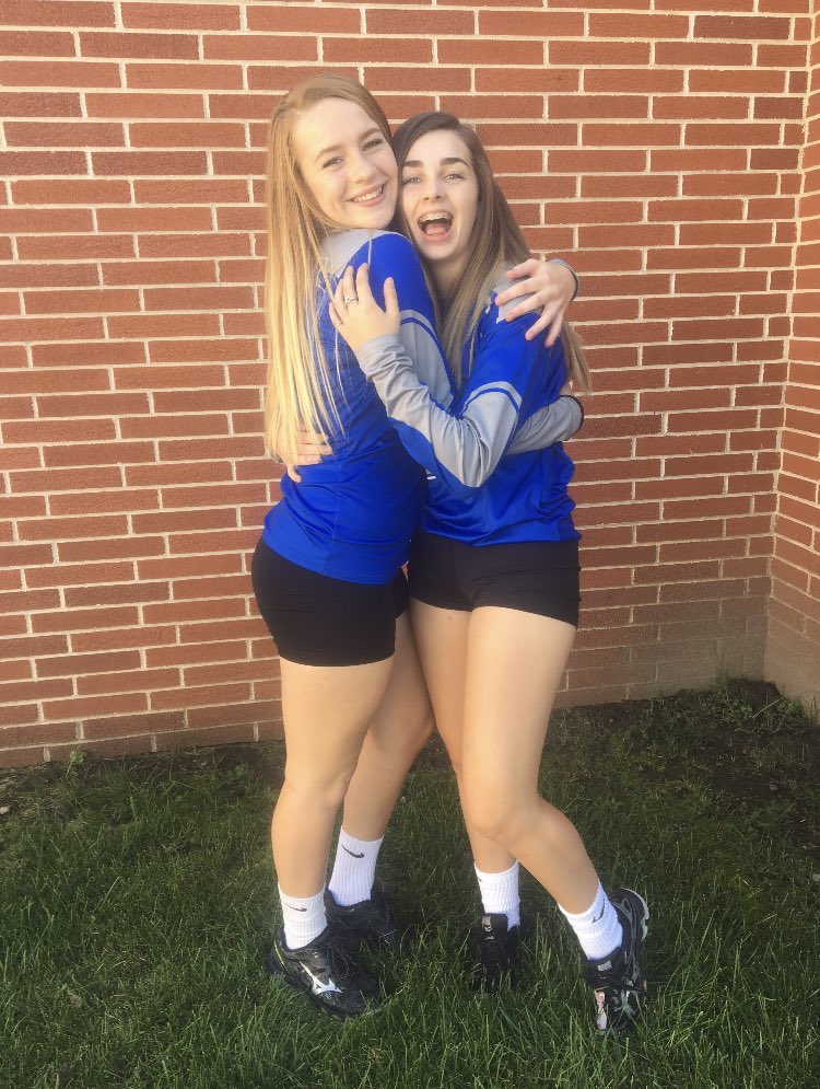 DelaneySchefers's tweet photo. 2016 vs.2018 woahhh🏐 https://t.co/1E55cjky6I