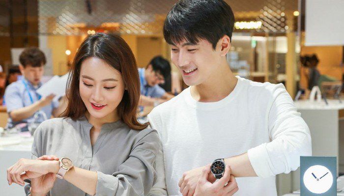 SamanthBellDev's tweet photo. Will Samsung’s new Galaxy Watch end Apple’s global smartwatch dominance?
Read more here: https://t.co/Igey0fXXVn

#Samsung #galaxywatch #Apple #AppleWatchSeries4 #MobileApp #mobile #technology #tech https://t.co/3BFmtIIJS9