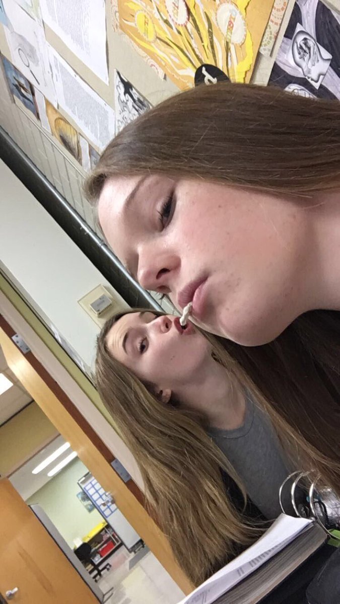EdwardsHalle's tweet photo. Happy bday to my sugar, hope u have the best day, I love you tons ❤️ #maniacmonday https://t.co/IftDAaB9Hs