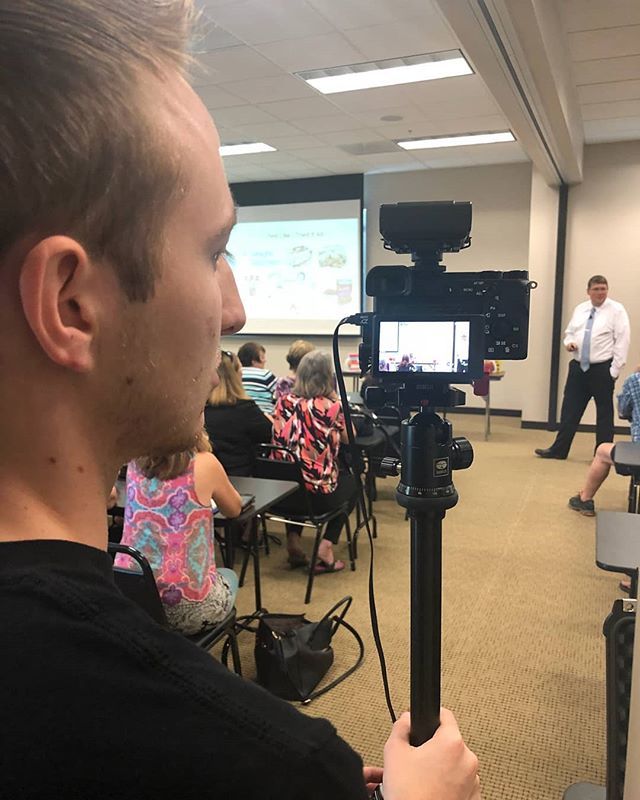 michaelpohl24's tweet photo. Setting up for filming a presentation given by Dr. Sean Wright (Mayor of Antioch)! https://t.co/37TwPKPJmu https://t.co/2pZc6ng7jn
