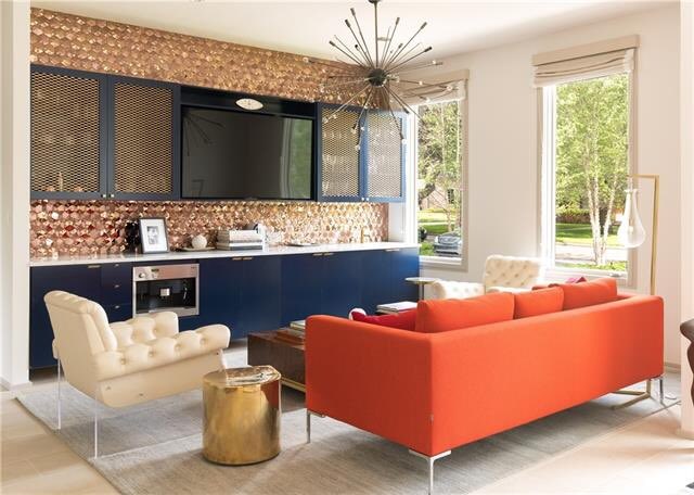IdealEstate2's tweet photo. Shimmer and Shine: Living Rooms That Set the Gold Standard https://t.co/wqIHrEbaDf
Check Us Out: https://t.co/2yipJnEBUQ
#discoverRE #livingroominspo #realestateinspo https://t.co/tOoiW7yU4I