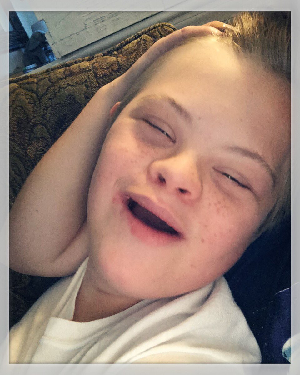 MaierAimee's tweet photo. Just a day in the life of Benjamin Robert....❤️ https://t.co/heG1yv2zMr