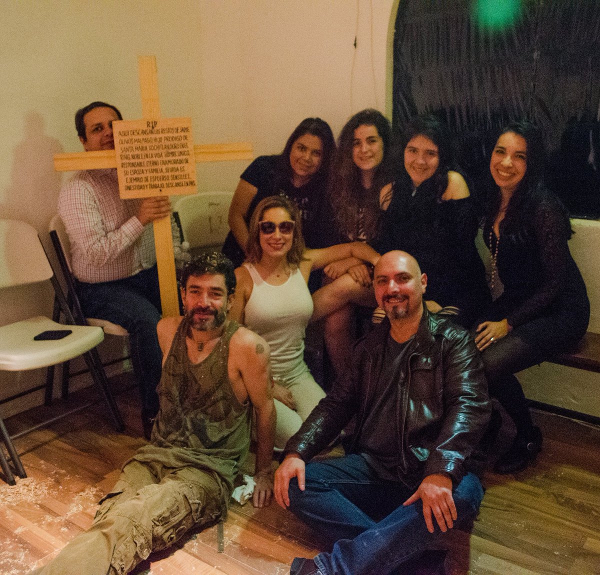 Gracias público por acompañarnos.