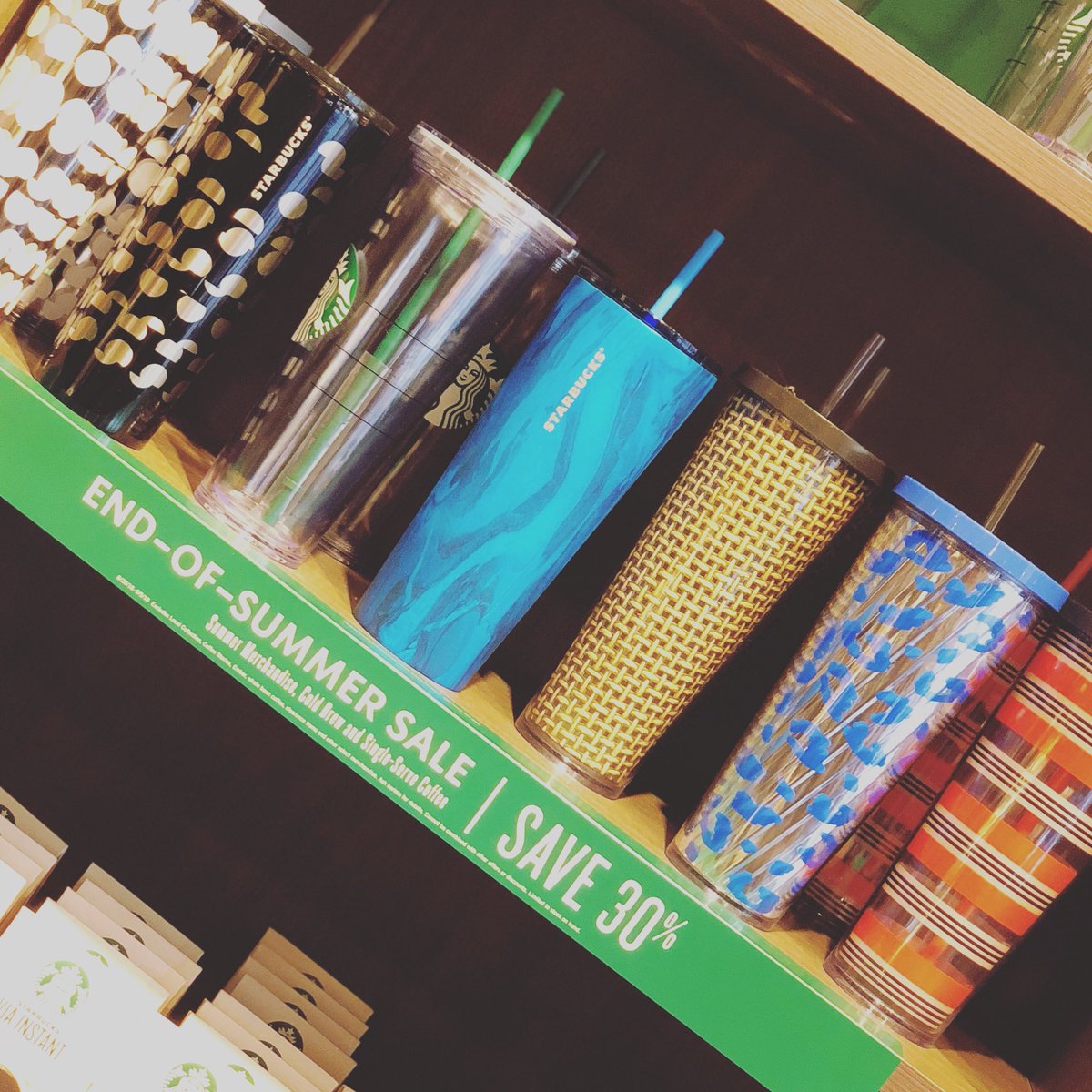 Brooklyn Starbucks tweet media