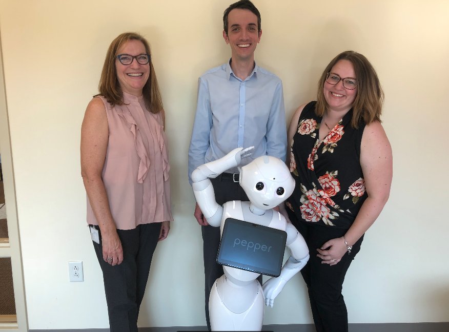 Roanoke County Public Library has purchased a humanoid robot named Pepper® to serve as part of the library's team. The library system is the first public library in the United States to recruit the robot. » bit.ly/2LDUi2D?utm_me…