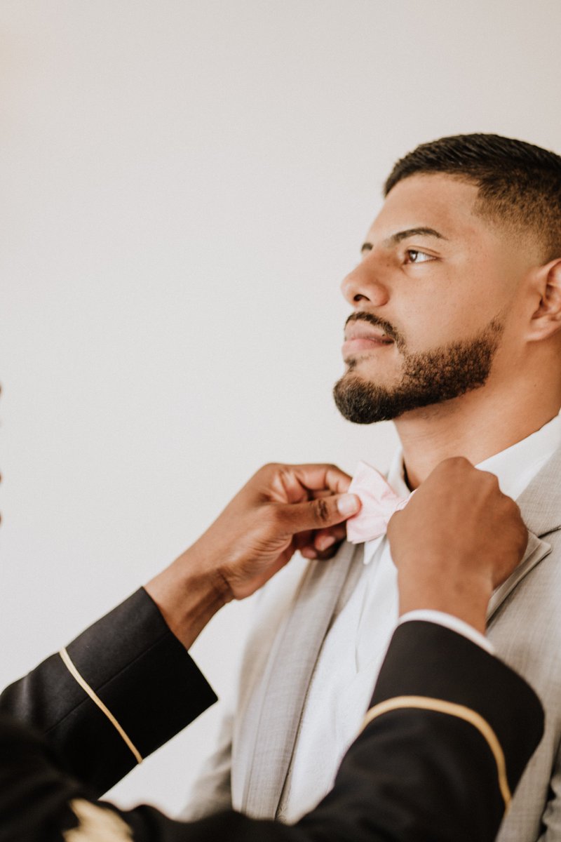 Dappergrooming_'s tweet photo. Live your best life the easy way with help from Dapper Grooming.
#dapper #dapperup #menshair #hairstyles #beards #deliverybarber #menshealth #gq #today #seattle #appcomingsoon #instagood #fashion https://t.co/33p0CPV8Ep