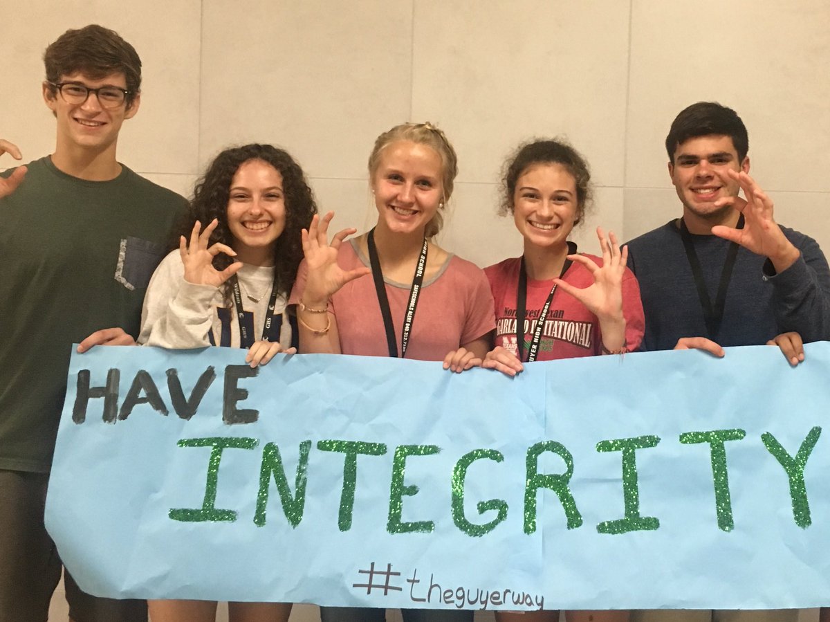 GuyerHSStuco's tweet image. Some of our STUCO members proudly presenting what #TheGuyerWay means to them! It’s always a great day to be a Wildcat💙 @dentonisd @GHSPrincipalSPP