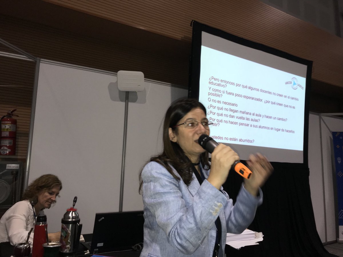 conectar_LAB's tweet photo. Continúan los talleres de #IxD en #VirtualEduca2018 

“Innovación con y para la inclusión. Transitando el cambio 
educativo" a cargo de @maruditullio  de @HacerLazos 

¿Qué esperás para descubrirnos?
#SomosEDUCAR #AprenderConectados https://t.co/33L3Z4Cre1
