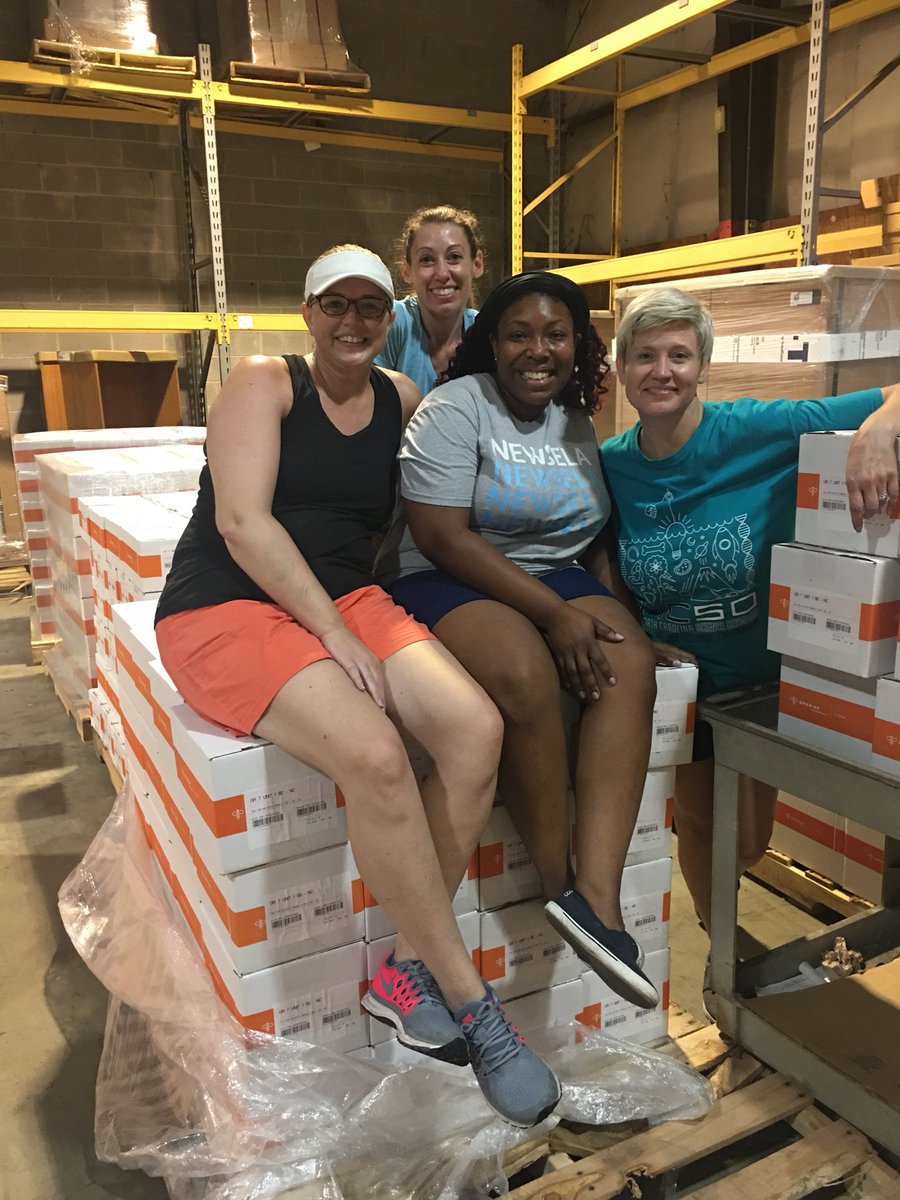 When school is cancelled <a href="/WCPSS/">Wake County Public School System</a> central services shows up at the warehouse to get materials out to schools. #OpenUpMath #ELAandMath work together. @LuminousLIGHT1 <a href="/jenni_greene/">Jenni Greene</a> <a href="/Gallucci07/">Tina Gallucci</a>
