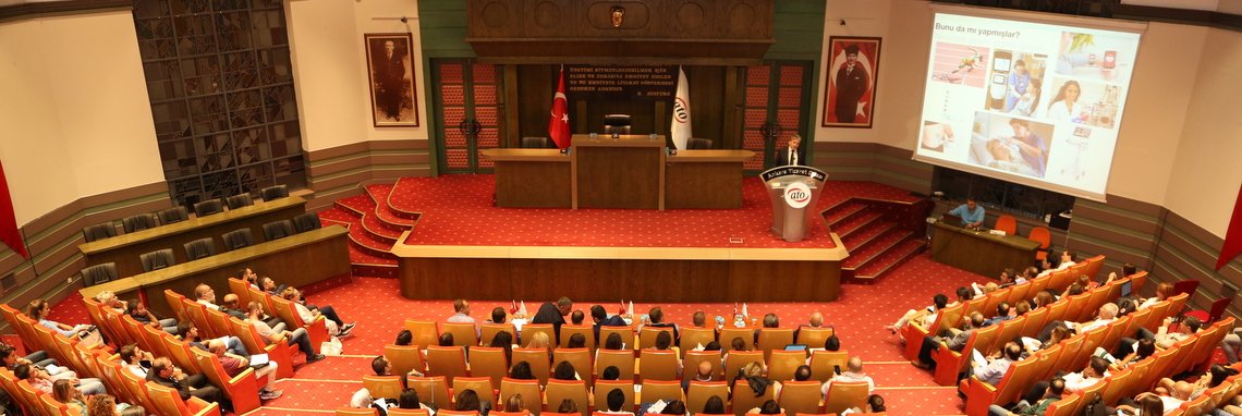 Türkiye İlaç ve Tıbbi Cihaz Kurumu’nun ilaç ve tıbbi cihaz sektörlerinde faaliyet gösteren üyelere yönelik düzenlediği “Ürün Takip Sistemi Sektör Çalıştayı” Ankara’da gerçekleştirildi. <a href="/ATOkurumsal/">Ankara Ticaret Odası</a>